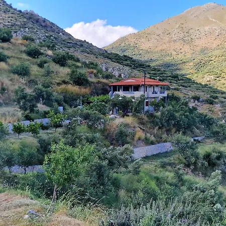 Archontoula's Flomochori