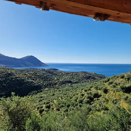 Archontoula's Holiday home *