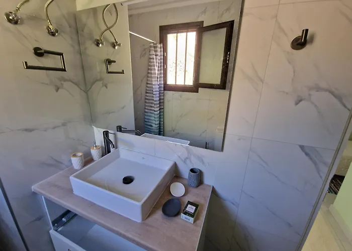 Archontoula's Flomochori