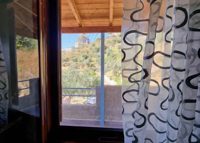 Archontoula's Flomochori